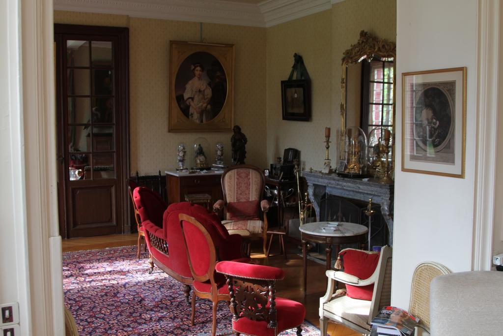 Bed and Breakfast Chateau Du Breuil Gevrolles Exterior foto